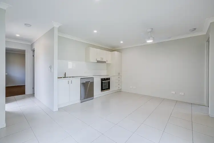 Fourth view of Homely house listing, 2/11 Finch Court, Loganlea QLD 4131