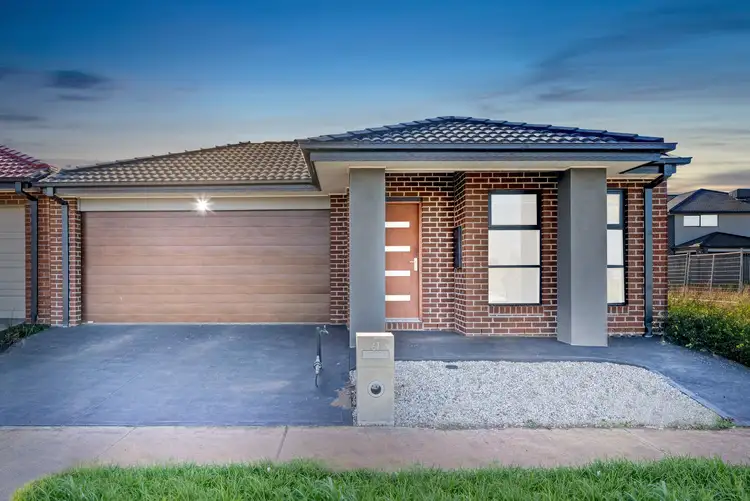 61 TOPIARY STREET, Truganina VIC 3029