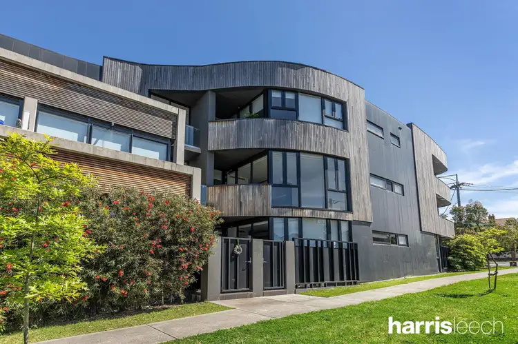 565 Camberwell Road