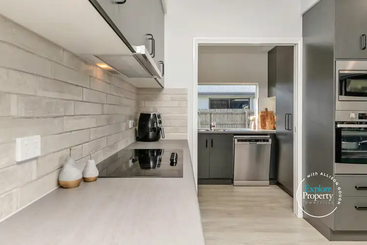 Fifth view of Homely house listing, 12 Blackthorn Street, Mount Low QLD 4818