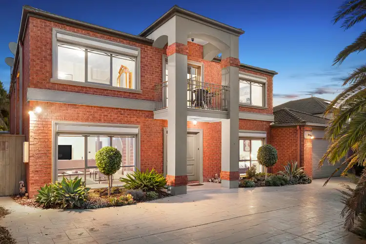 27 Heritage Way, Lysterfield VIC 3156