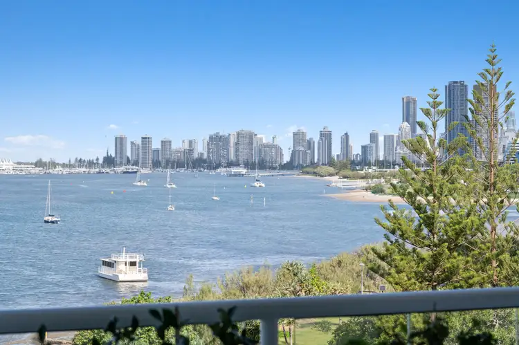 22/242-244 Marine Parade, Labrador QLD 4215