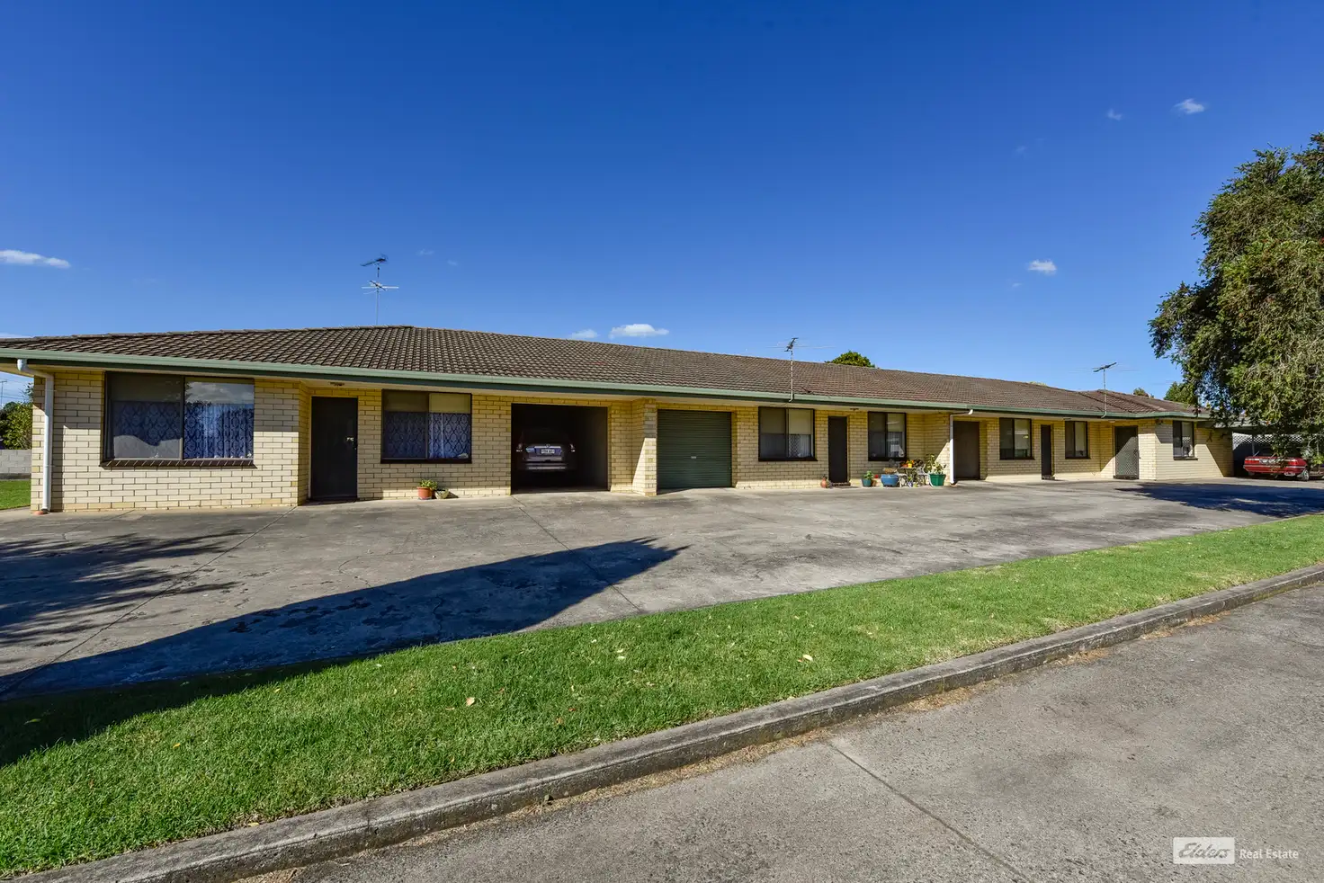 Main view of Homely block of units listing, 1-4/23-25 KAIN STREET, Mount Gambier SA 5290
