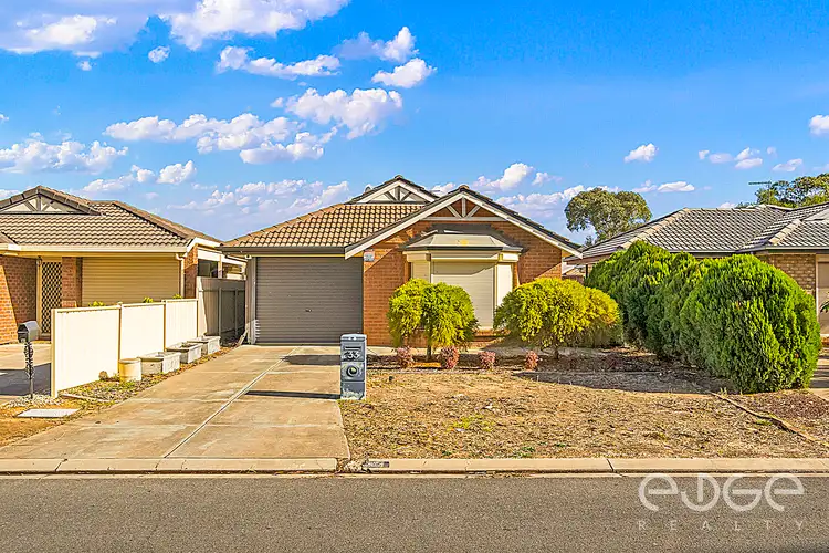 33 Mitchinson Grove, Pooraka SA 5095