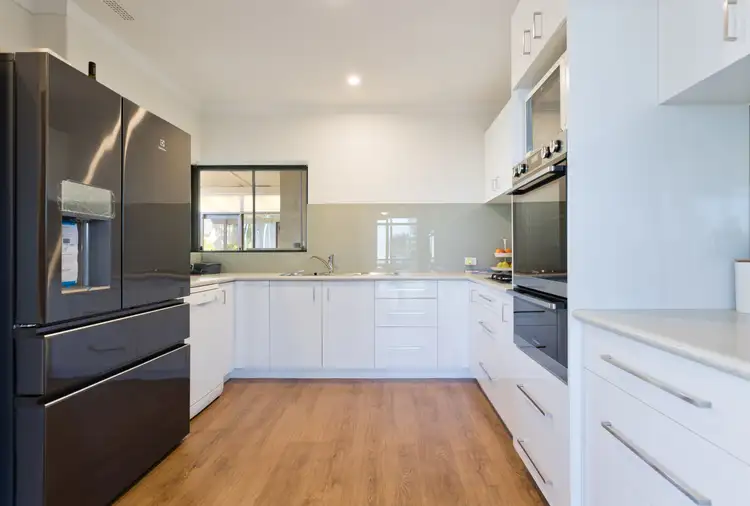Fourth view of Homely house listing, 2 Park Road, Mount Pleasant WA 6153