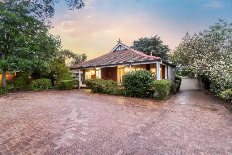 26 Central Road, Kalamunda WA 6076