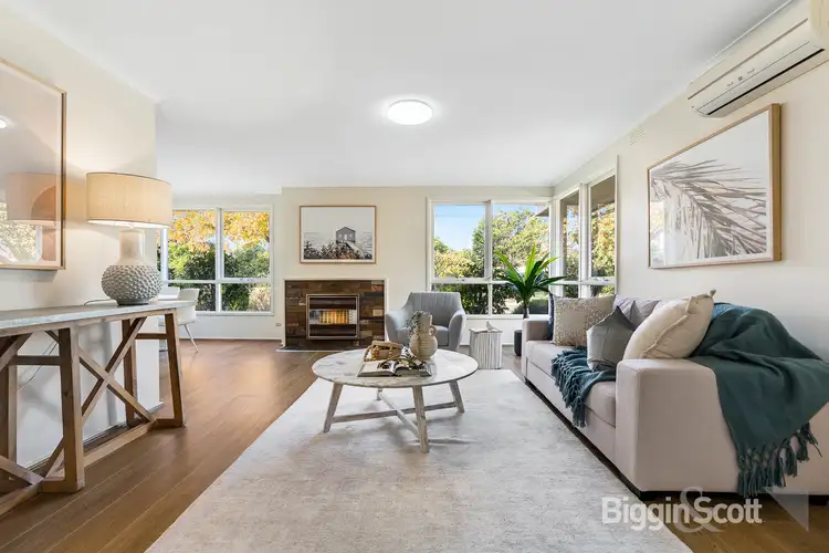 Second view of Homely house listing, 2 Oliphant Court, Mulgrave VIC 3170