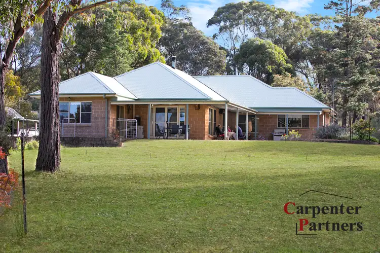 7 Dominica Place, Hill Top NSW 2575