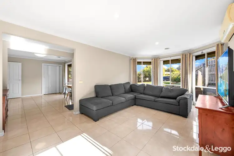 Third view of Homely house listing, 8 Highview Court, Pakenham VIC 3810