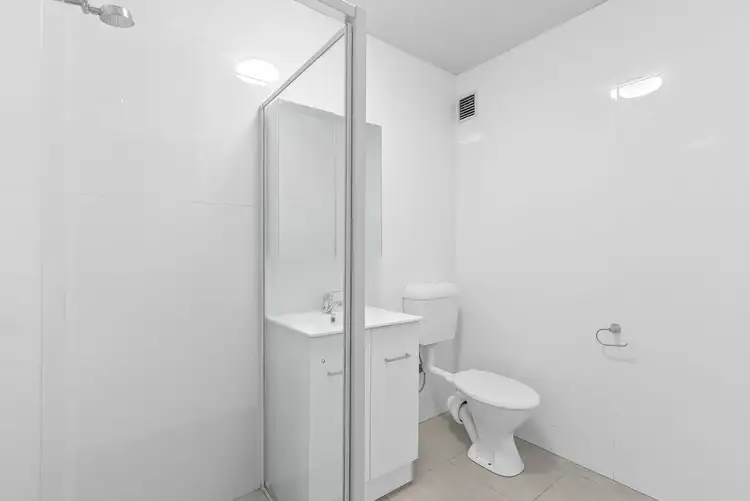 Fifth view of Homely unit listing, 9/27 The Esplanade, St Lucia QLD 4067