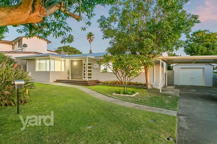 126 Kitchener Road, Alfred Cove WA 6154
