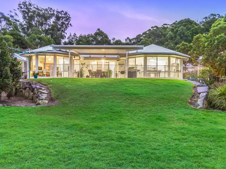 5 Skyburnett Street, Reedy Creek QLD 4227