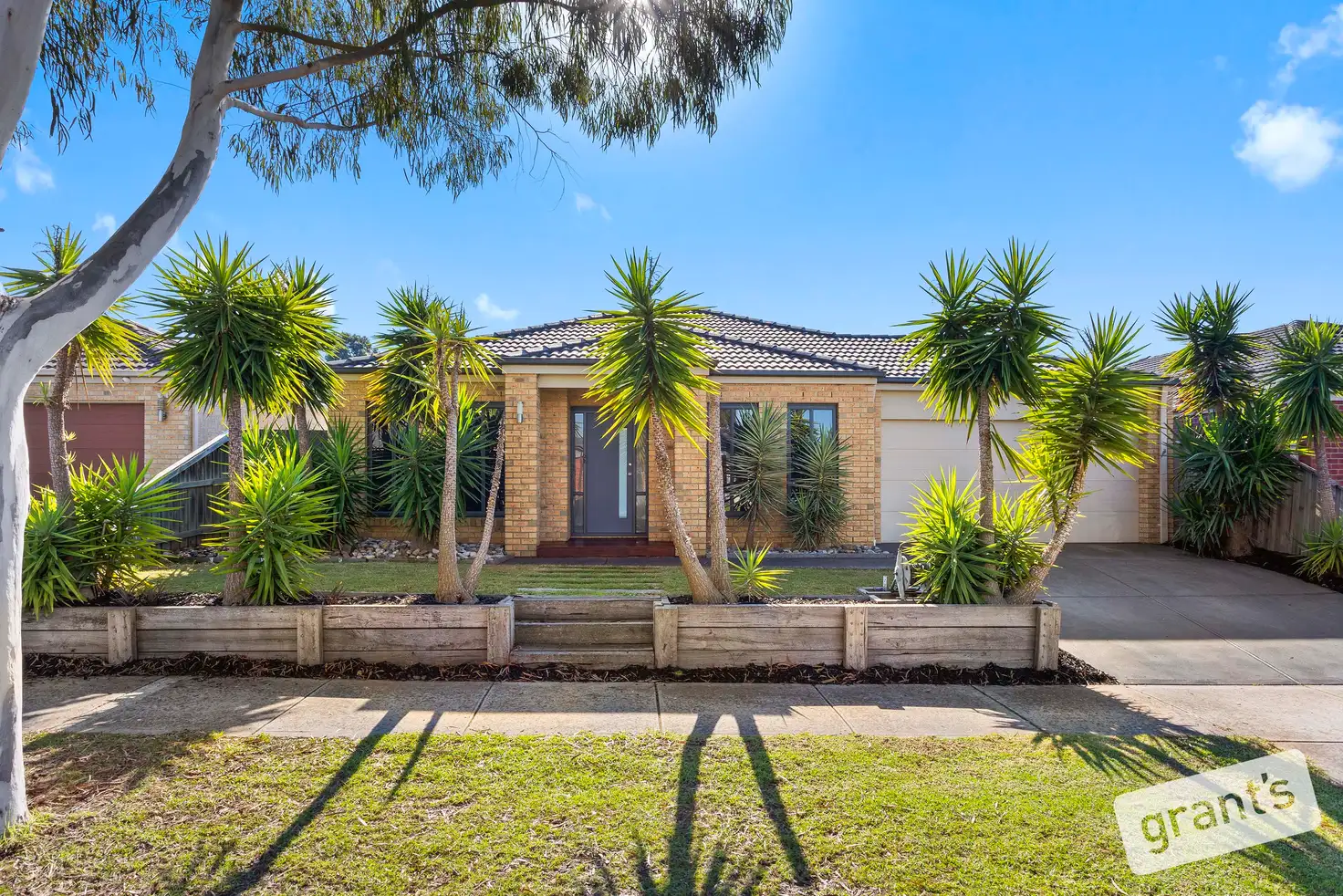 Main view of Homely house listing, 32 Flash Dan Drive, Cranbourne East VIC 3977