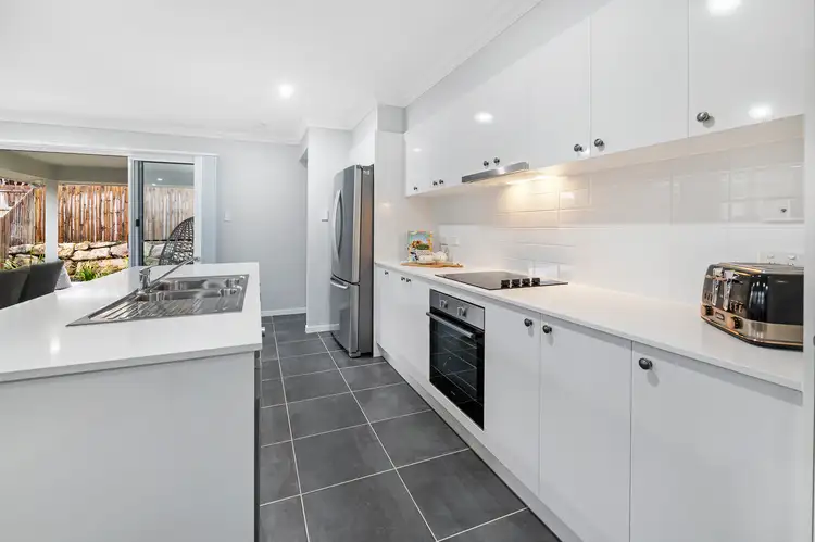 31 Ioannou Place, Coomera QLD 4209