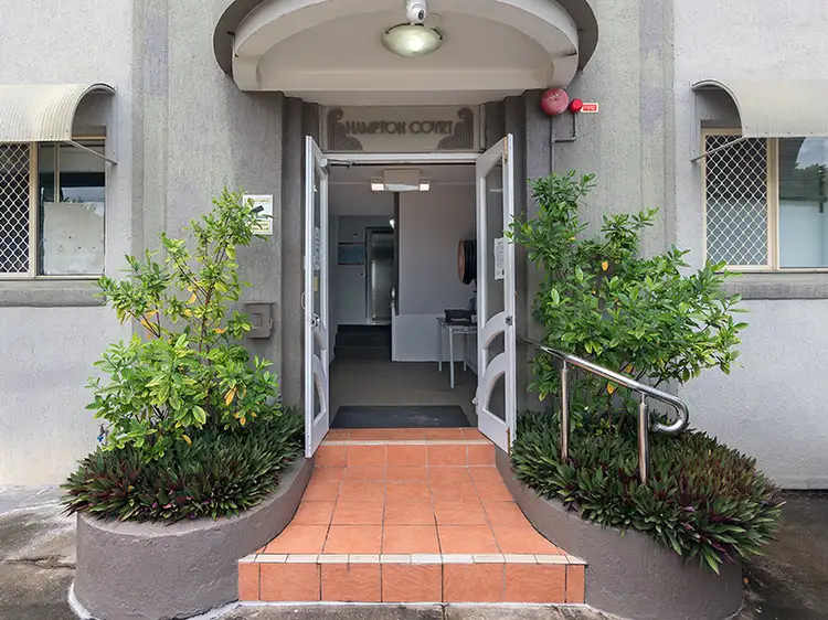 436 Sandgate Road