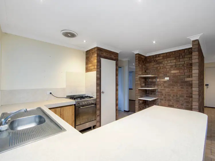 Sixth view of Homely house listing, 2 Agincourt Drive, Forrestfield WA 6058