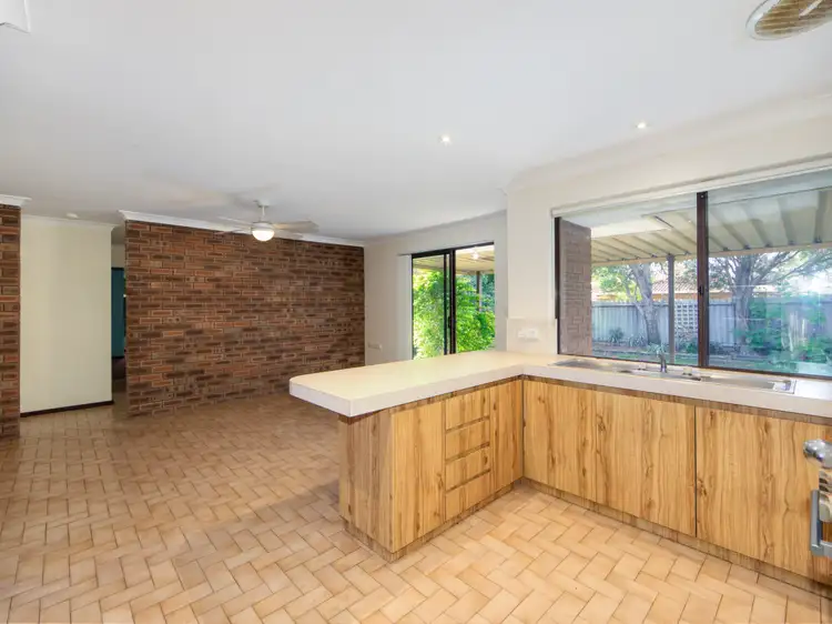 Seventh view of Homely house listing, 2 Agincourt Drive, Forrestfield WA 6058