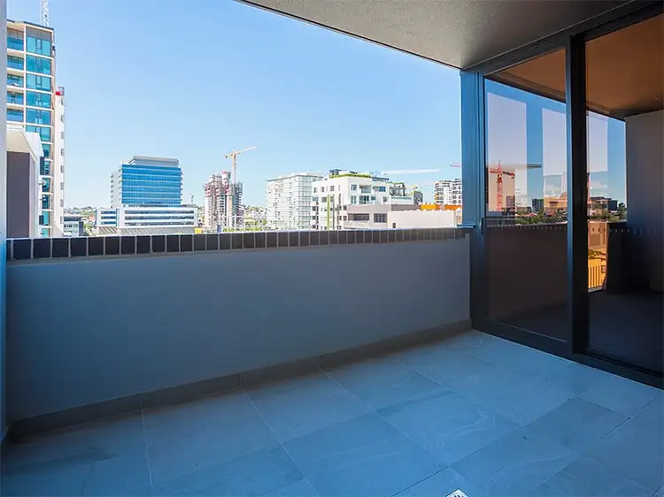 Fifth view of Homely apartment listing, 305/27 Commercial Road, Newstead QLD 4006