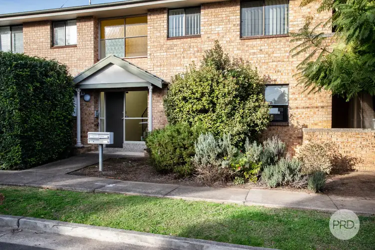 1/5 The Cresent, Penrith NSW 2750