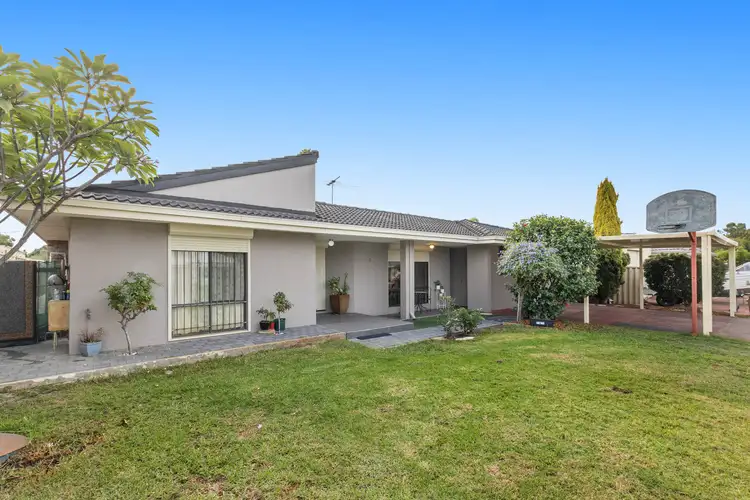 3 Peppermint Place, Morley WA 6062
