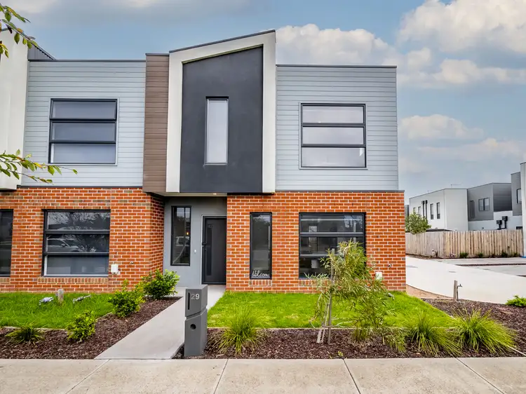 29 Monument Boulevard, Clyde North VIC 3978