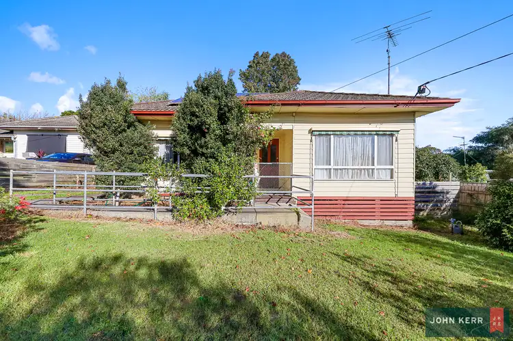 2 Pruden Street, Moe VIC 3825