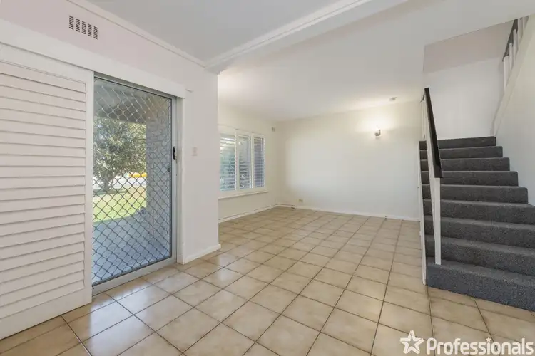 Fourth view of Homely unit listing, 8/154-156 Arcadia Drive, Shoalwater WA 6169