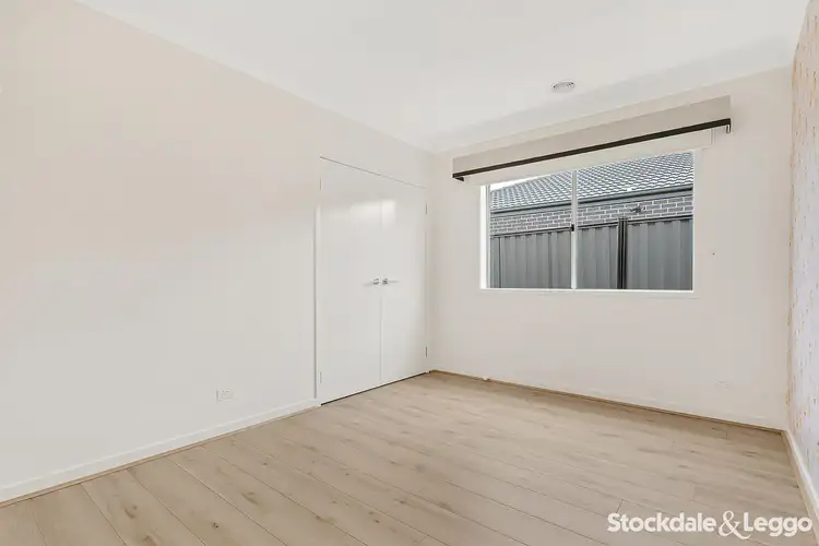 Fifth view of Homely house listing, 22 Mountleigh Circuit, Craigieburn VIC 3064