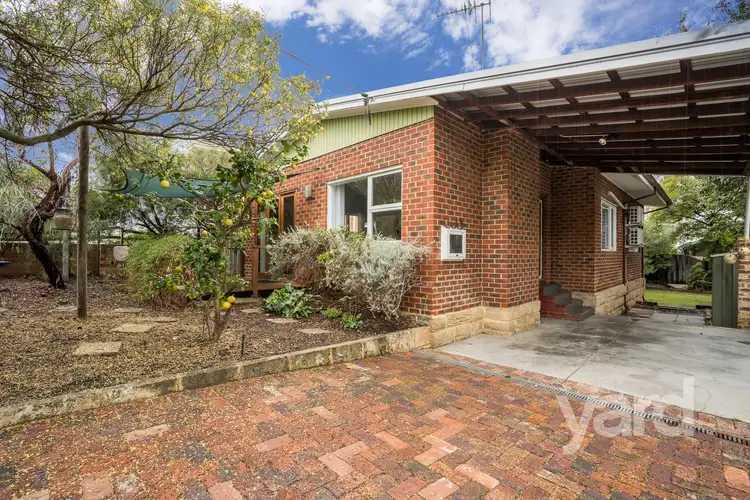 135 Samson Street, White Gum Valley WA 6162