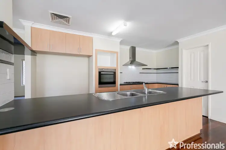 Sixth view of Homely house listing, 16 Randazzo Way, Yangebup WA 6164