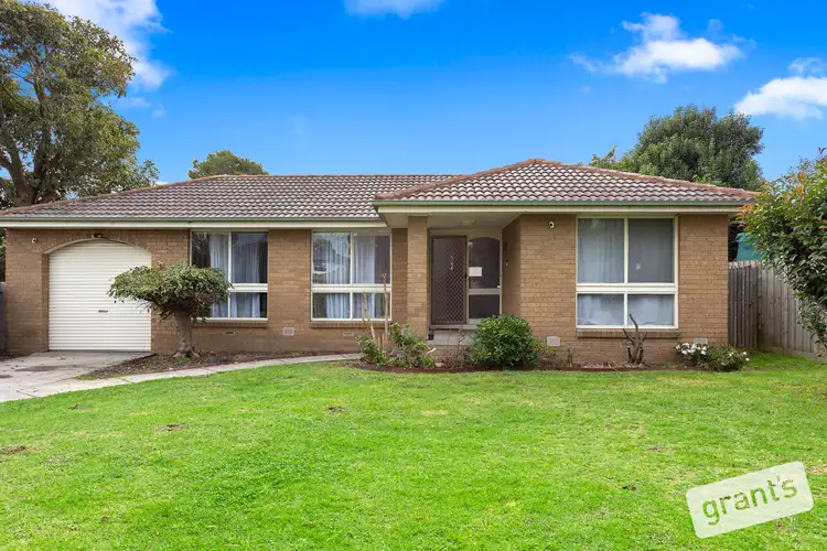 54 Saxonwood Drive, Narre Warren VIC 3805