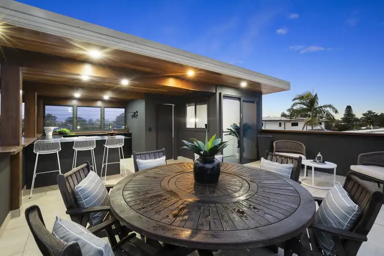 Sixth view of Homely house listing, 2/39 Holland Court, Broadbeach Waters QLD 4218