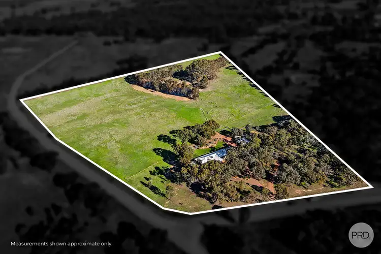 Second view of Homely house listing, 5 Candlebark Court, Longlea VIC 3551