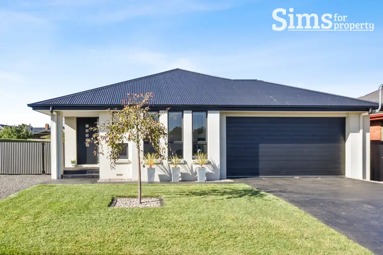 11 Burnett Street, Longford TAS 7301