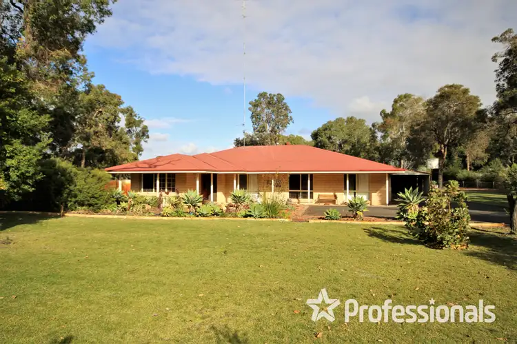 8 Gulf Way, Leschenault WA 6233