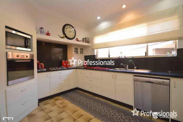 134 Arcadia Drive, Shoalwater WA 6169