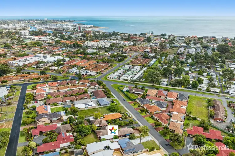 Seventh view of Homely unit listing, 1/13 Lefroy Street, Mandurah WA 6210