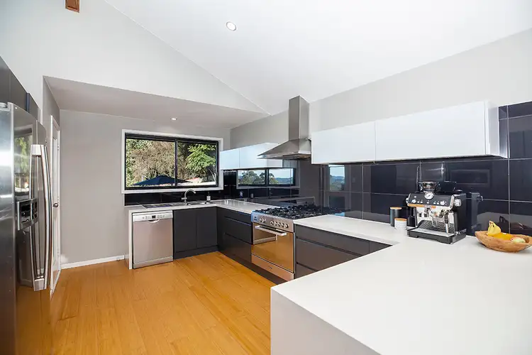 Sixth view of Homely house listing, 11 Magnolia Court, Toronto NSW 2283