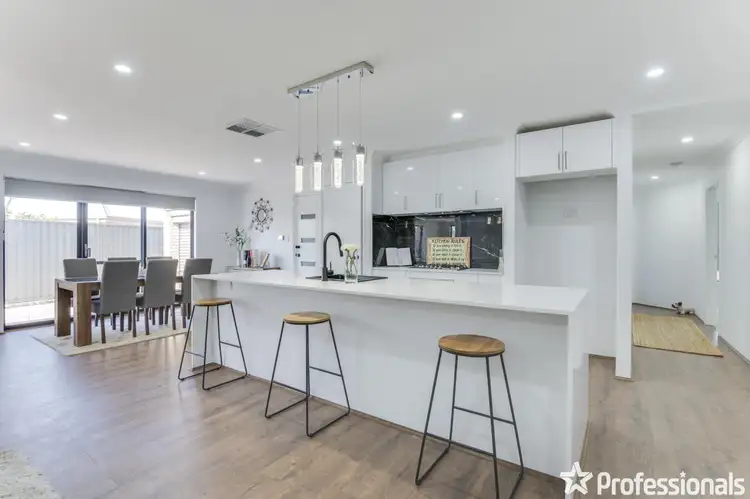 Fourth view of Homely house listing, 2 Yellowwood Avenue, Piara Waters WA 6112