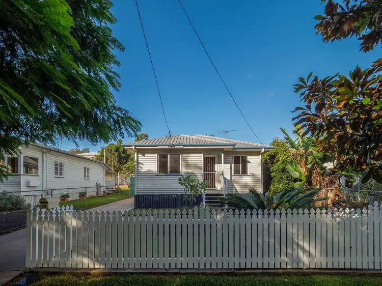 28 Agnew Street, Sandgate QLD 4017