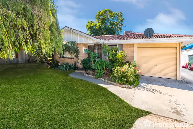15 Langham Gardens, Wilson WA 6107