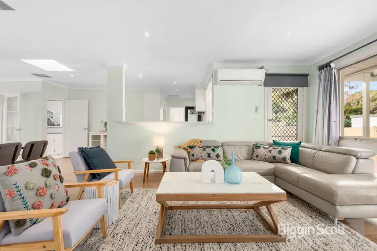 Fifth view of Homely house listing, 10 Leewarra Drive, Glen Waverley VIC 3150