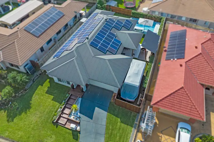 12 Leopard Place, Redland Bay QLD 4165