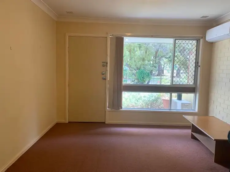 14E Stallard Place