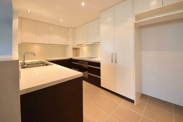 Third view of Homely unit listing, 2/226 Varsity Parade, Varsity Lakes QLD 4227