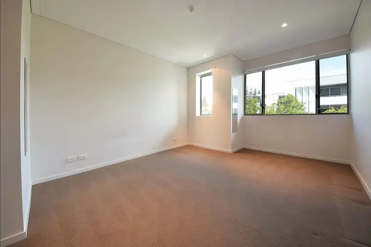 Fifth view of Homely unit listing, 2/226 Varsity Parade, Varsity Lakes QLD 4227