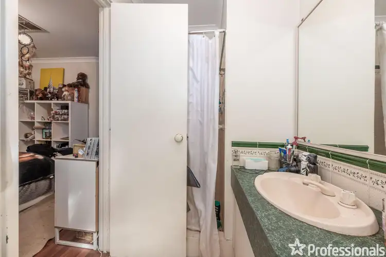 Fifth view of Homely house listing, 14 Eva Lynch Way, Warnbro WA 6169