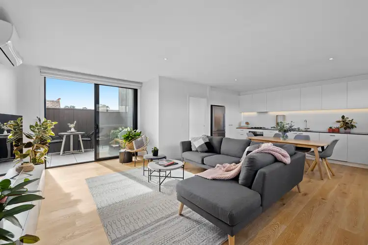Main view of Homely townhouse listing, 2/1317A Nepean Highway, Cheltenham VIC 3192
