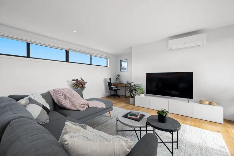 Fourth view of Homely townhouse listing, 2/1317A Nepean Highway, Cheltenham VIC 3192