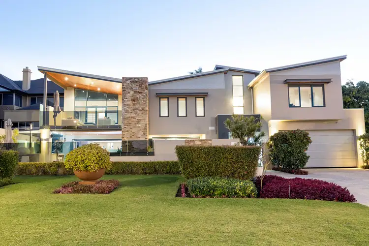 4 Bateman Road, Mount Pleasant WA 6153